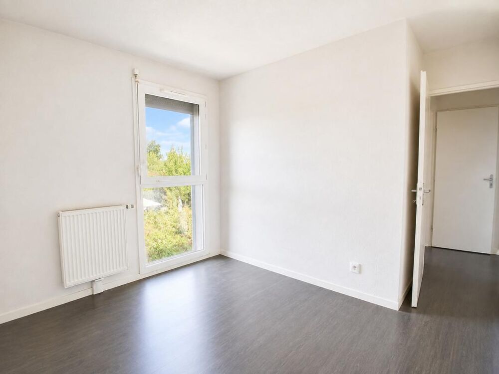 Vente Appartement Eysines (33320) Secteur Grand Louis  T3 récent avec terrasse au calme et double stationnement Eysines