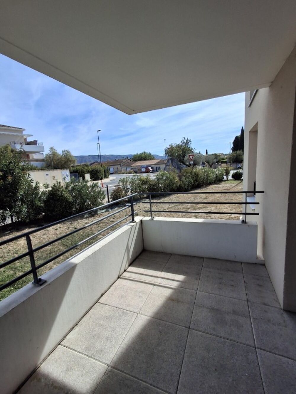 Location Appartement T2 avec parking et terrasse à CAVAILLON Cavaillon