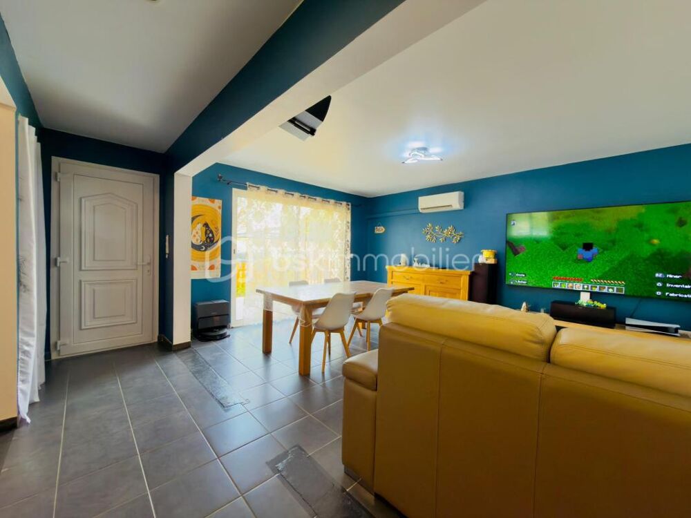 SORGUES  Maison familiale de 150 m²  Autonomie en eau et en électricité  Piscine, spa, suite parentale et fort potentiel d'év