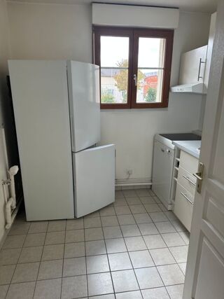  Appartement à louer 2 pièces 50 m²