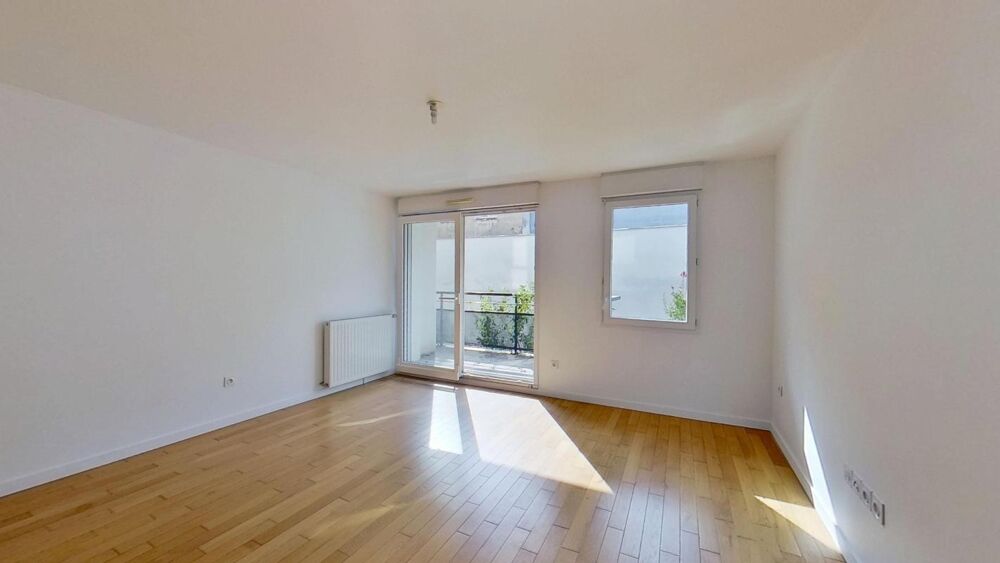 Vente Appartement Appartement 3 pièces traversant avec balcon – Quartier des Coutures – Métro Robespierre à 400 m Bagnolet