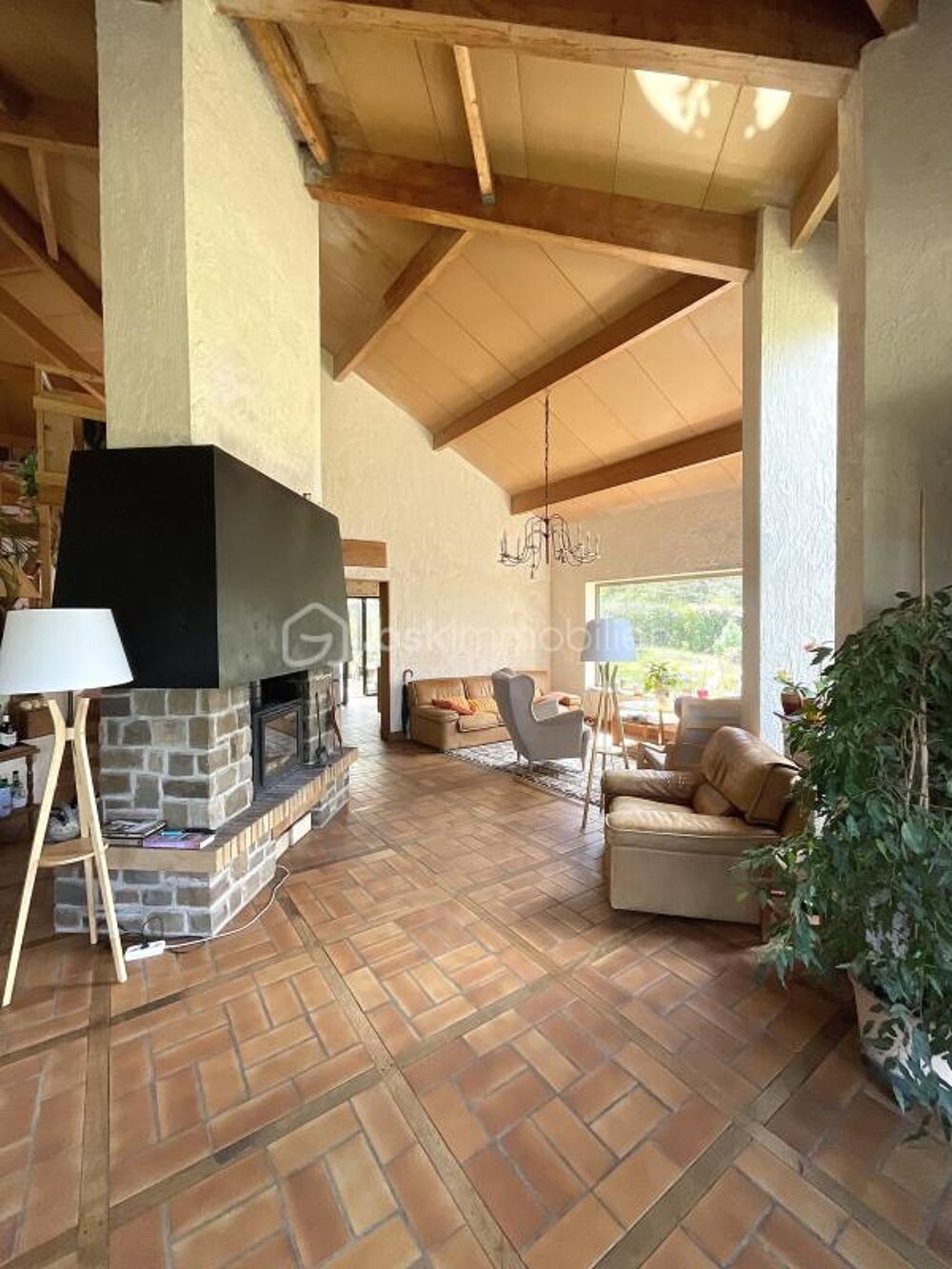 Propriété darchitecte avec apport solaire et vue dominante  270 m²  Terrain divisible de 3000 m²  À 3 min de Dourdan