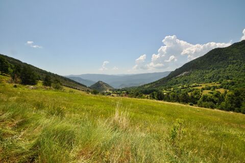   Dpt Alpes de Haute Provence (04), à vendre Proche ENTREVAUX Maison atypique sur 4 hectares, Vue panoramique Ferme - 1 pièce(s) - 20 m²