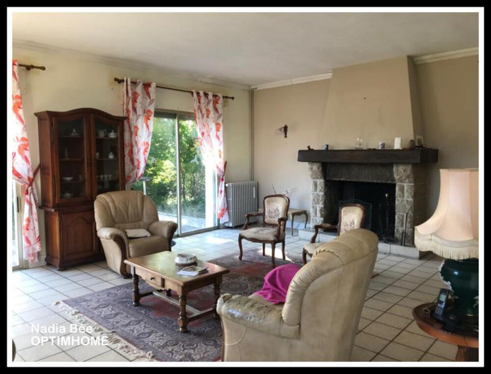 Maison 10 pièces SAINT DIZIER LEYRENNE (23)