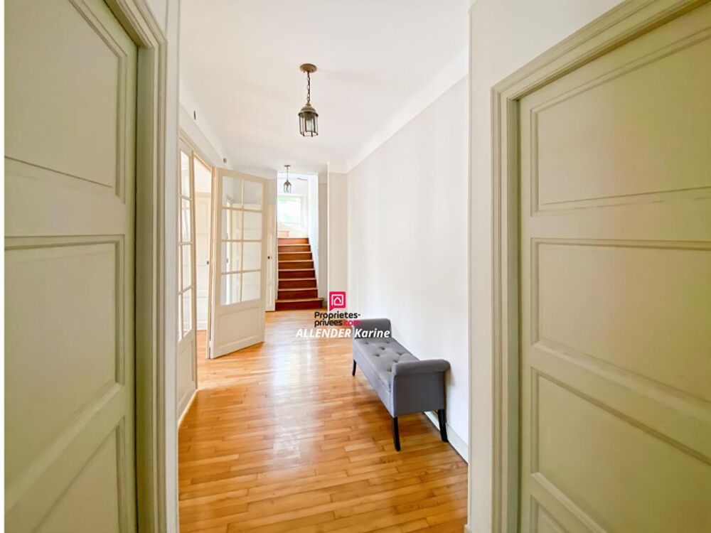 Vente Maison Maison Sens 8 pièce(s) 263 m2 Sens