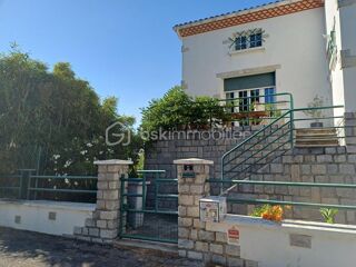  Propriété/château à vendre 6 pièces 154 m²