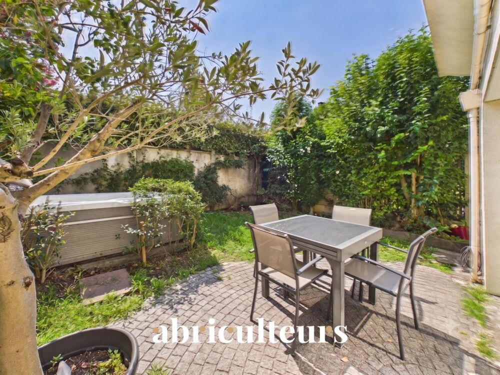 Appartement avec jardin de 45 m² en vente aux Chartrons