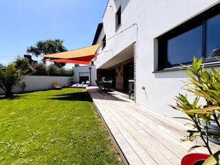  Maison � vendre 8 pi�ces 194 m�