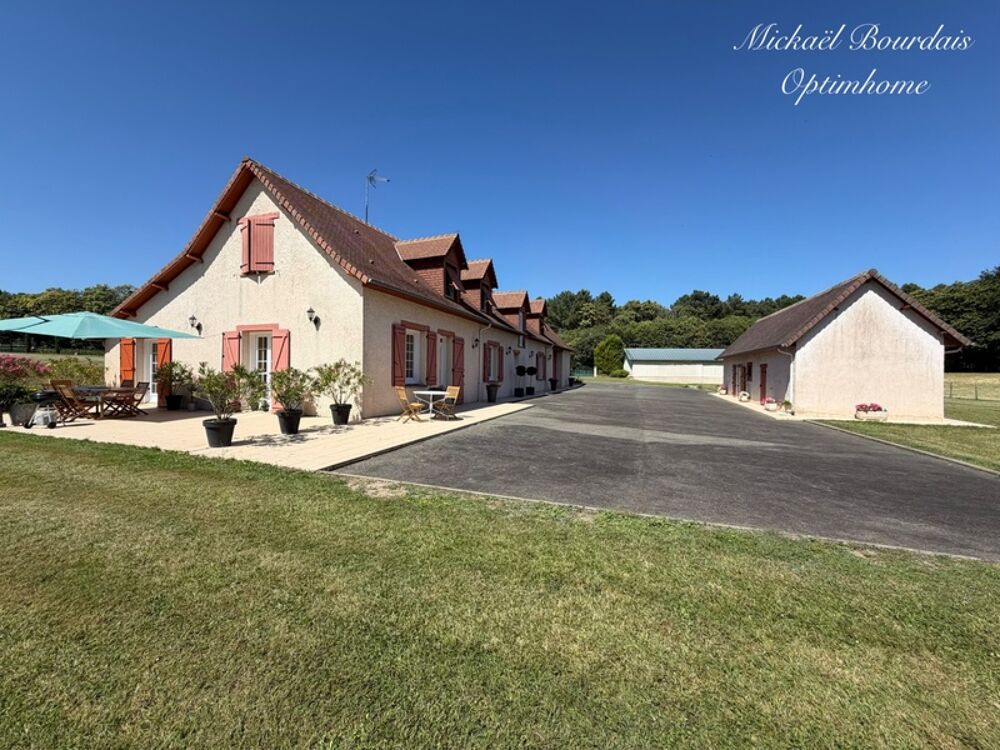 Vente Propriété/Château Maison de caractère 230 m2 avec 7 hectares de prairie – Vie de plain-pied – Secteur Oizé Oize