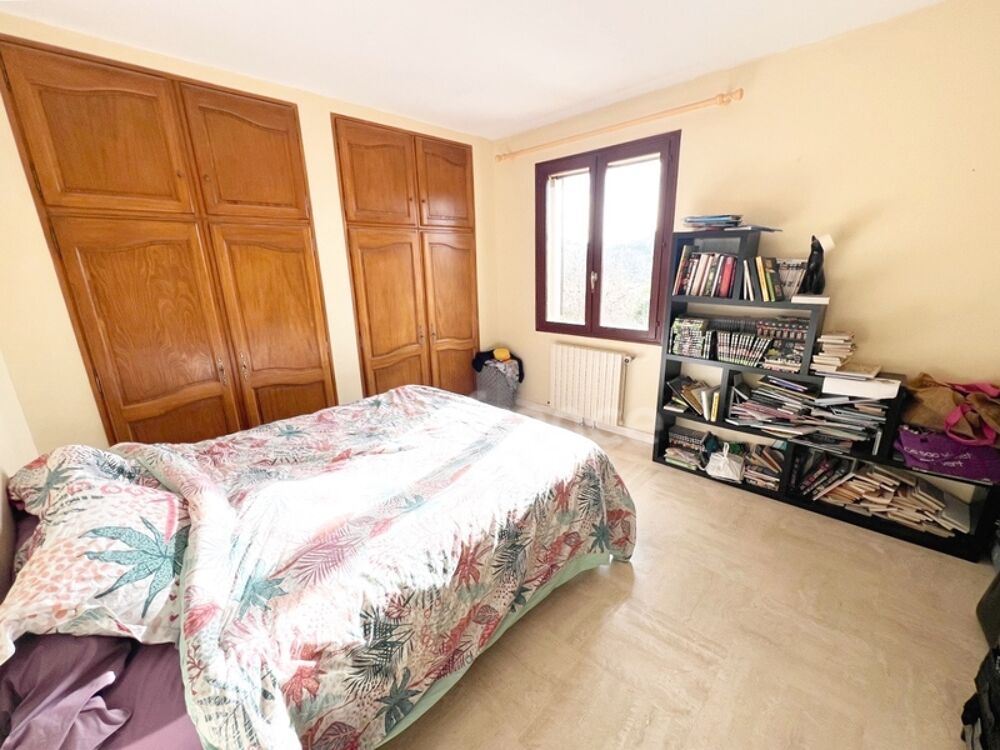 Vente Maison Maison individuelle 5 pièces 4 chambres 123 m² avec sous-sol complet, terrain 1300 m² et vue panoramique à REILLANNE (04) Reillanne