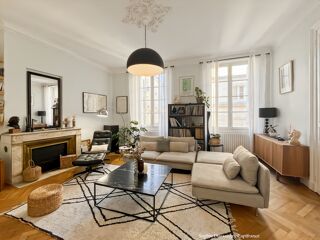  Appartement à vendre 5 pièces 147 m²