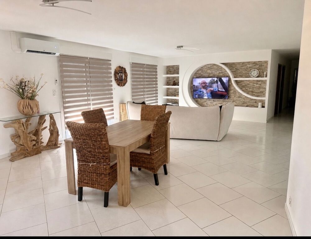 Maison 4 pièces 167 m² · à Giffaumont Champaubert · 167 m² · 364 000 €