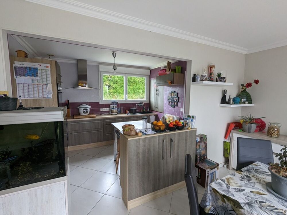 Vente Maison NEULLIAC MAISON EN REZ DE CHAUSSEE SURELEVE de 73m² 3 PIECES PARCELLE DE 1231m² EN PARTIE CONSTRUCTIBLE Neulliac