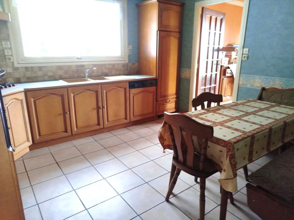 Grande maison familiale en campagne