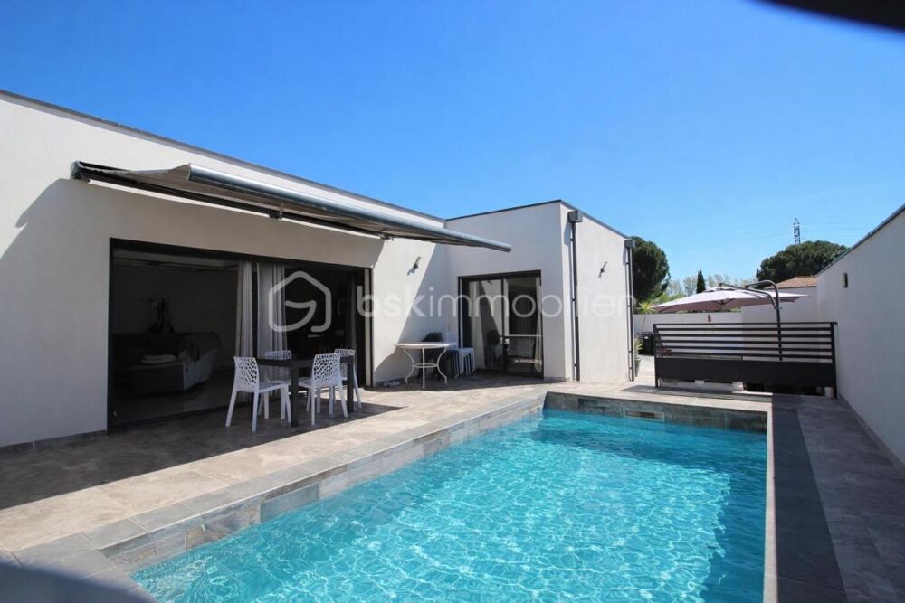 VILLA CONTEMPORAINE DEXCEPTION  PLAIN-PIED EN U AVEC PISCINE
