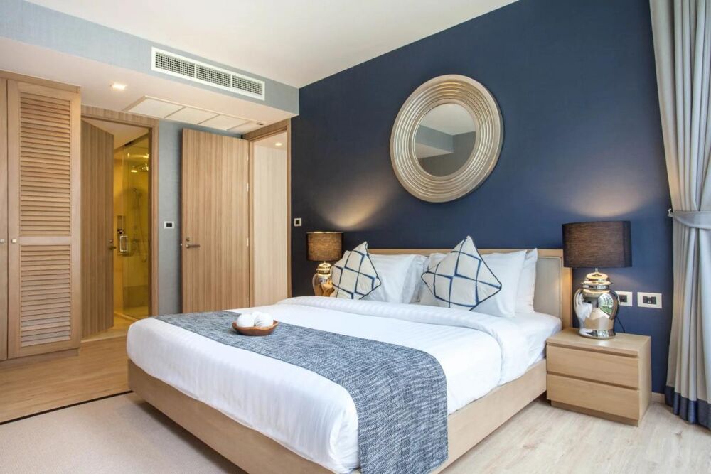 F4 AU: DERNIER ETAGE, avec BALCON et ET VASTE SUITE PARENTALE proche CENTRE VILLE, RER C et WESTFIELD VELIZY