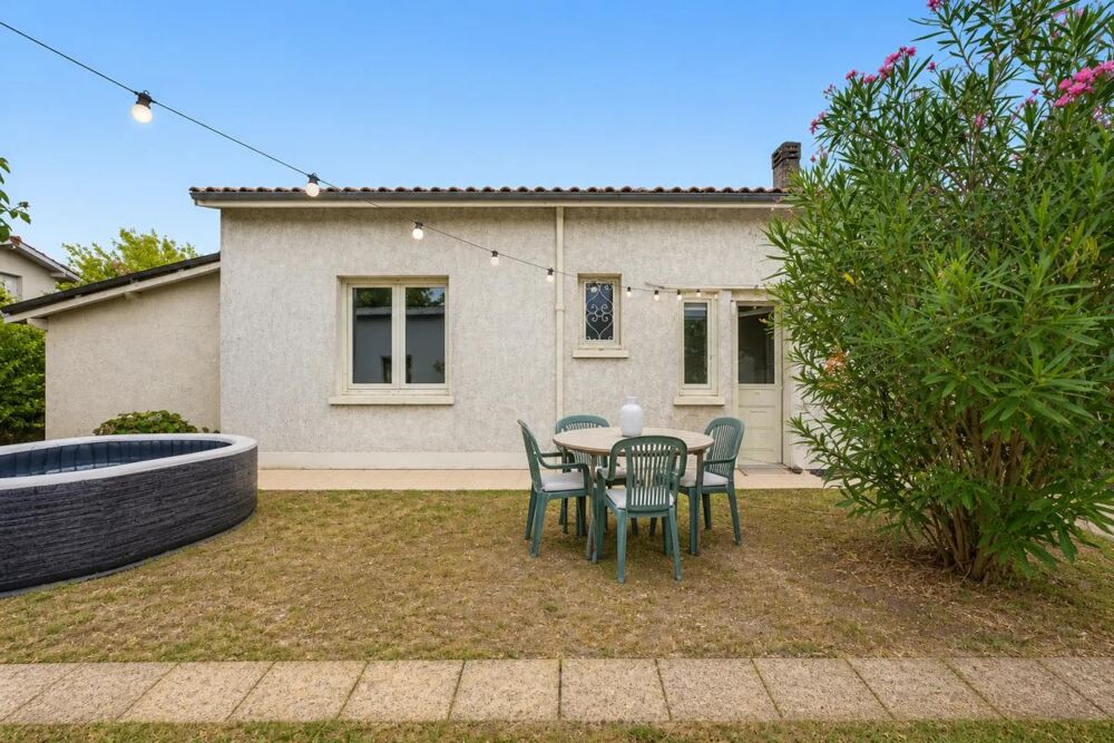 à vendre  Propriété/château Bordeaux (33200)