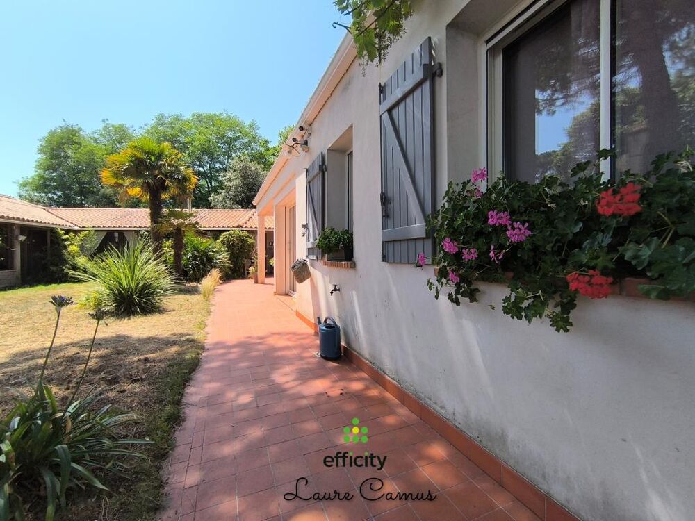 � vendre  Maison Jard-sur-Mer (85520)