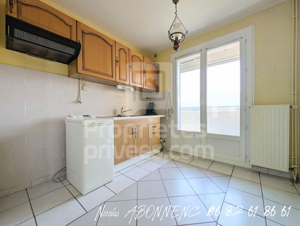 Appartement Fontaine 4 pièce(s) 61.62 m2