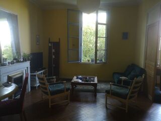  Appartement à louer 3 pièces 65 m²