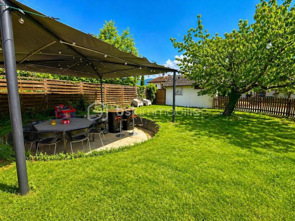 ? Maison T4 de plain-pied avec jardin et grand garage  Secteur calme