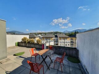  Appartement � louer 4 pi�ces 99 m�