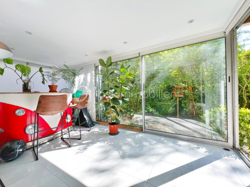 Vente Appartement Appartement 5 pièces avec jardin privatif et piscine – Le Chesnay-Rocquencourt Le chesnay