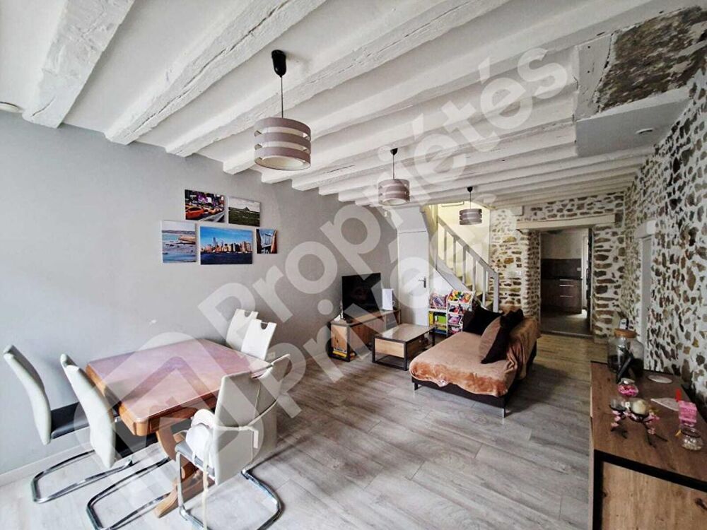 Vente Maison Maison de ville - 4 pièces avec courette Saclas