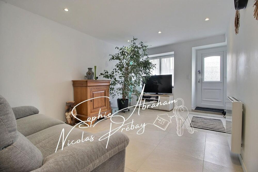 Vente Maison Maison rénovée, 2 chambres et bureau avec jardin et garage Janville en beauce
