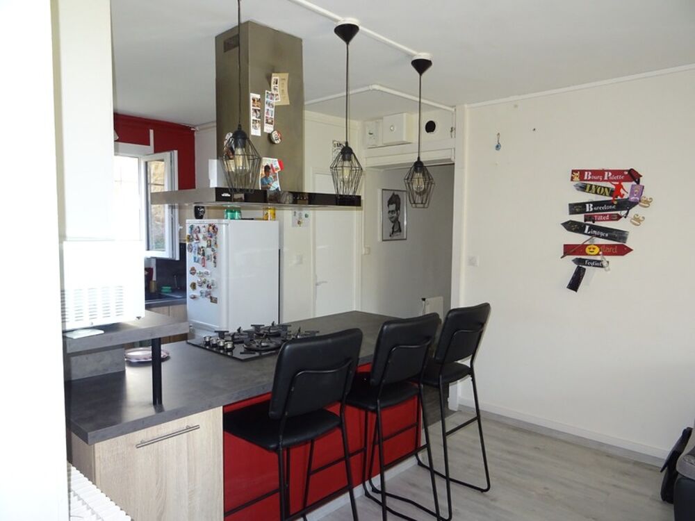 Vente Appartement A LIMOGES SECTEUR OUEST VALADON BEL APPARTEMENT F3 D'ENVIRON 52 M² SANS TRAVAUX AU REZ DE CHAUSSEE AVEC DEUX CHAMBRE Limoges