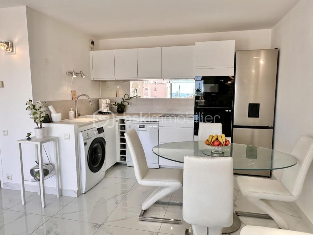 Vente Appartement GOLFE JUAN - 2 PIÈCES RÉNOVÉ CLÉ EN MAIN – TERRASSE 15m2 VUE MER - PISCINE - PORT ET PLAGES Golfe juan