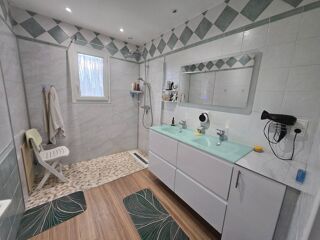  Maison � vendre 6 pi�ces 208 m�