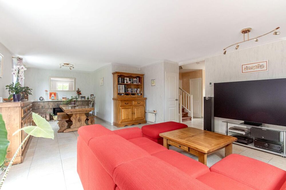Maison Le Plessis Pate 7 pièce(s) 158 m2