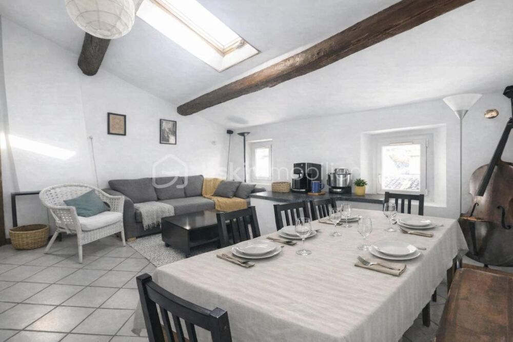 ? Duplex de charme 67 m² Carrez  Dernier étage  Coeur historique dOllioules ?