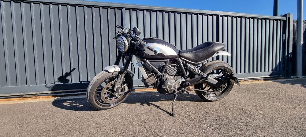 DUCATI 2015 occasion 35140 Saint Aubin Du Cormier