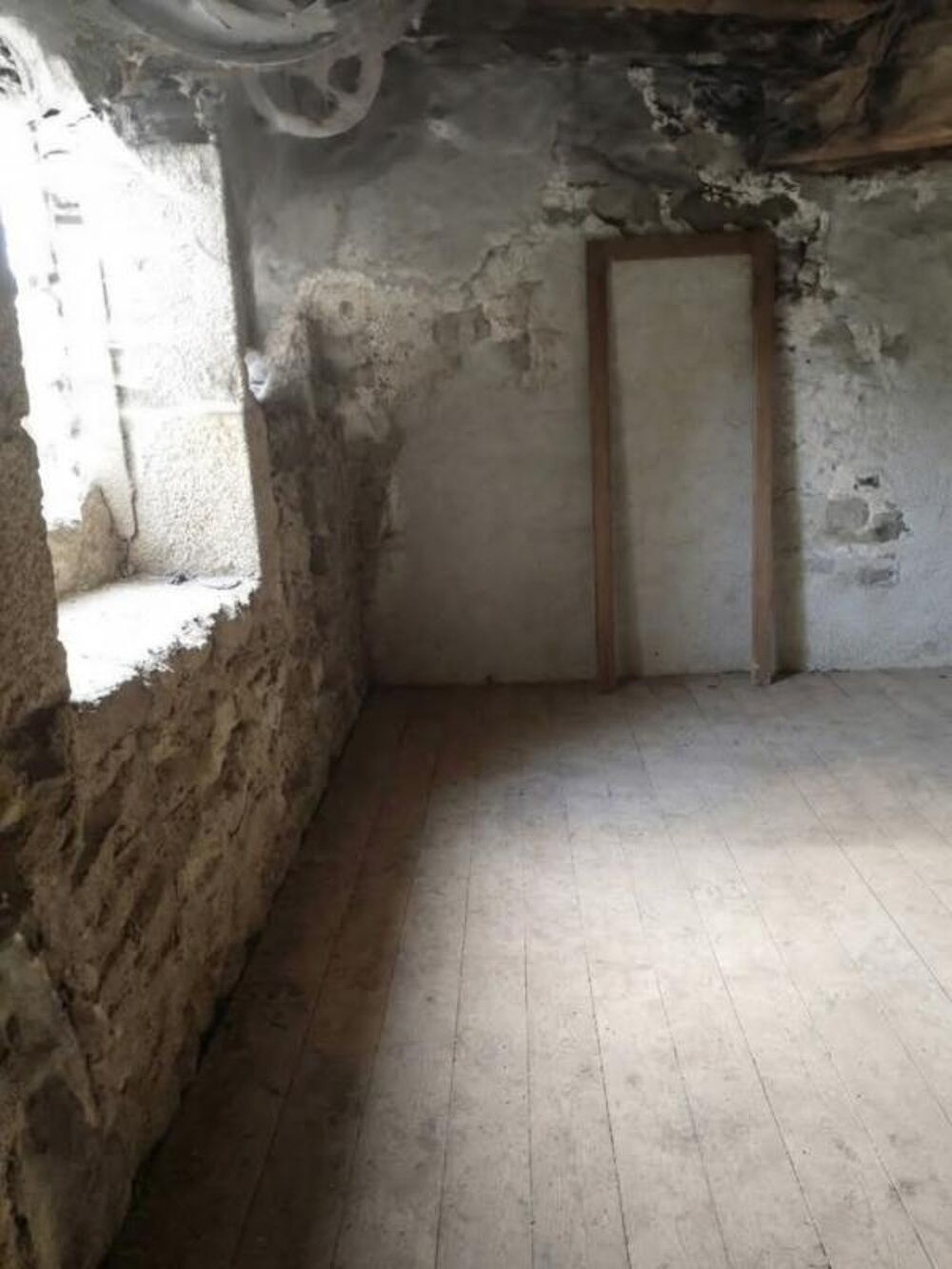 Maison à vendre 7 pièces THIERS (63)