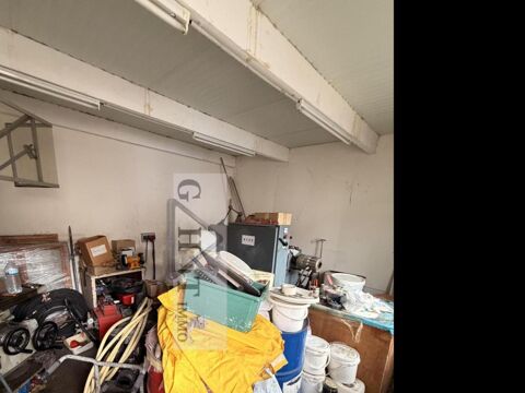   À VENDRE À CHEVILLY-LARUE : ENTREPÔT BUREAUX 