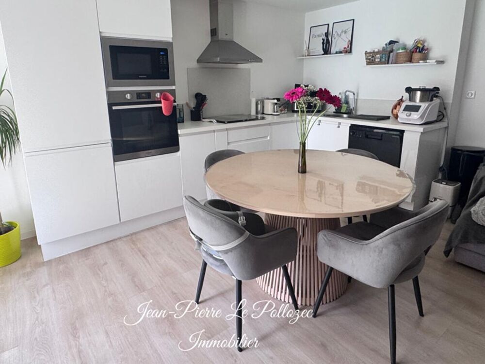 ISTRES CENTRE-VILLE LE CHARME D'UN APPARTEMENT RÉNOVÉ AVEC TERRASSE