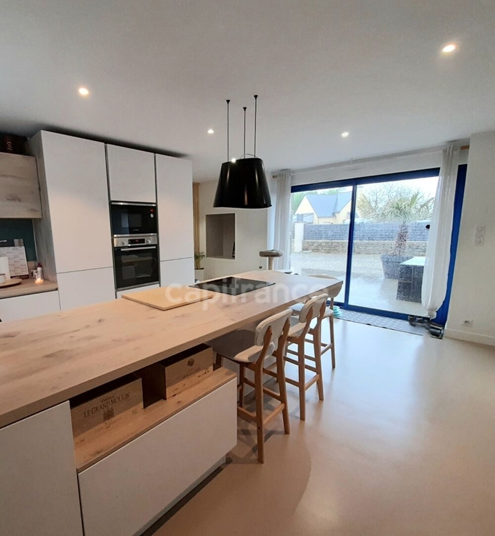 Maison à vendre 5 pièces ERGUE GABERIC (29500)- surface habitable 162.56 m2- 3 chambres - parcelle de 895 m2