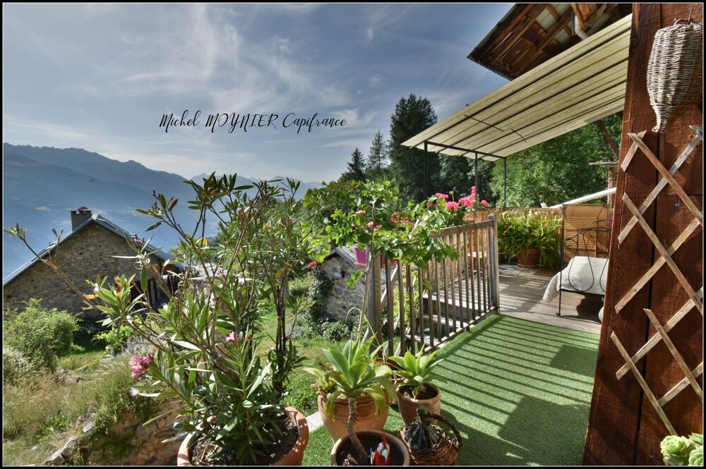 Vente Maison Aux Seyes, commune de Champcella, grande maison de montagne rénovée pour résidence principale, gîte ou chambres d'hôtes Champcella