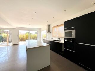  Villa  vendre 4 pices 113 m