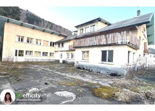  Immeuble � vendre 15 + pi�ces 1700 m�