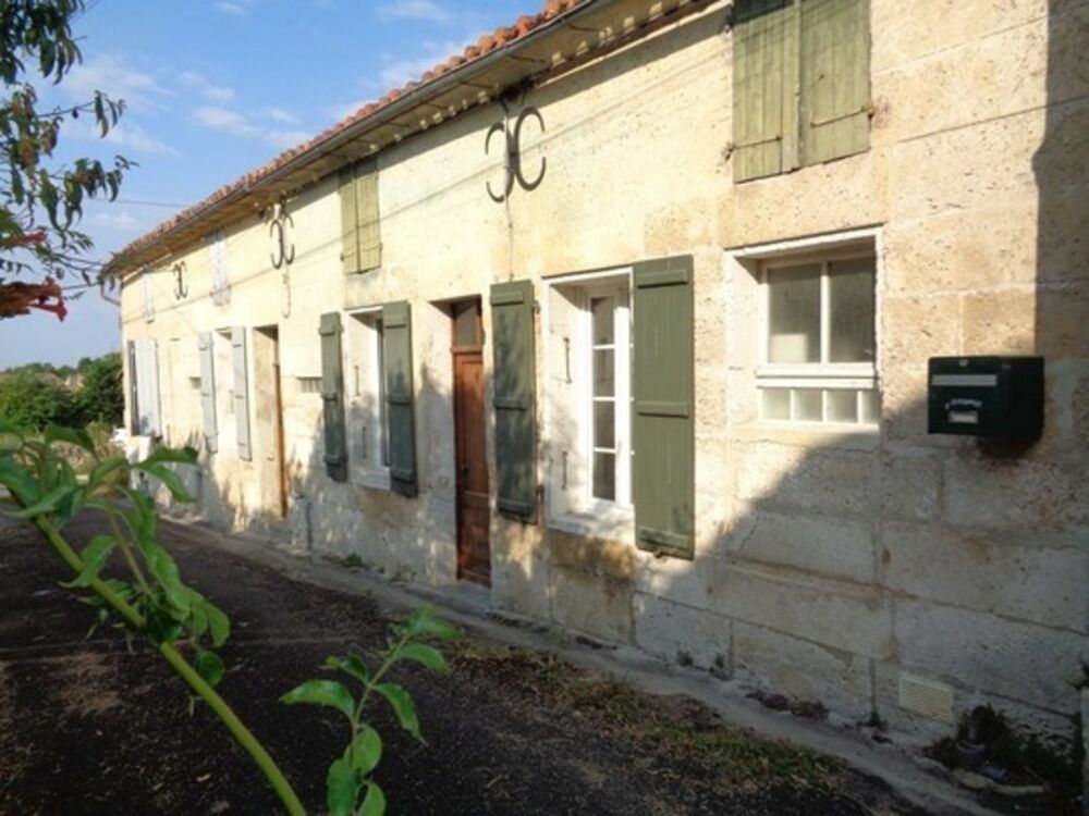 15 mn Angoulême Gare, ancien Corps de Ferme à réhabiliter au sud le l'agglomération