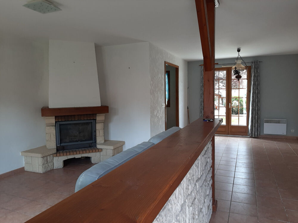 MAISON DE PLAIN PIEDS DANS LOTISSEMENT PRISÉ