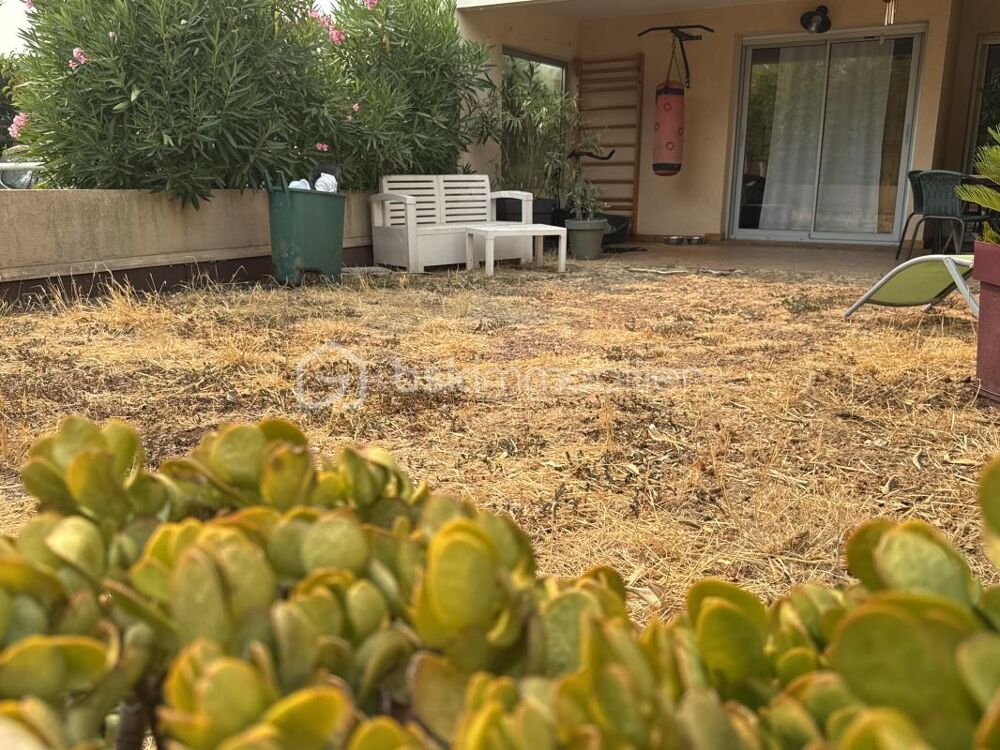 À Saint-Raphaël (83700), quartier Valescure, beau T3 de 59,84 m² avec terrasse, jardin privatif de 39 m², garage et cave