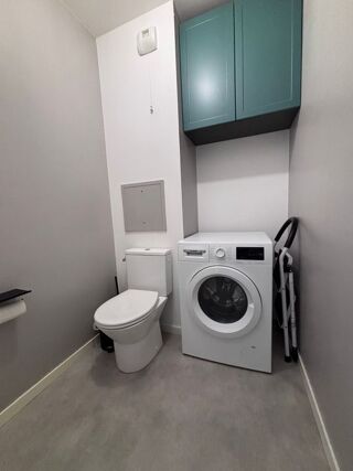  Appartement à louer 3 pièces 68 m²