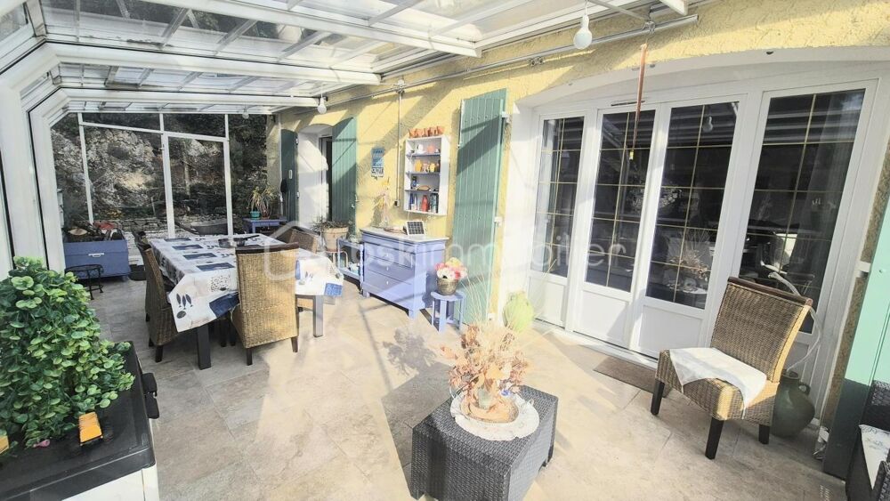 � vendre  Propri�t�/ch�teau Signes (83870)