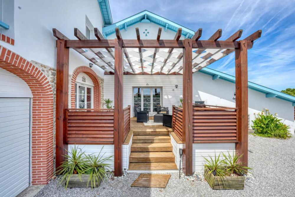 Vente Maison Maison premium de 264 m² à Orist Orist