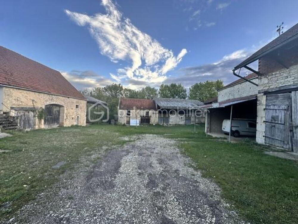 Vente Maison ensemble immobilier - 15ha Oigny