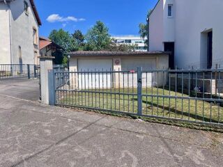  Immeuble à vendre 15 + pièces 500 m²